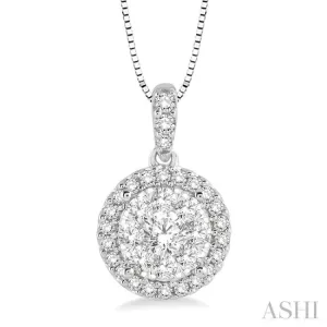 1/3 Ctw Round Cut Diamond Lovebright Pendant in 14K White Gold with Chain