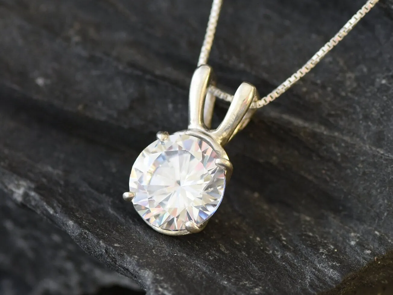 Diamond Vintage Necklace - Round Diamond Pendant - Diamond Solitaire Necklace