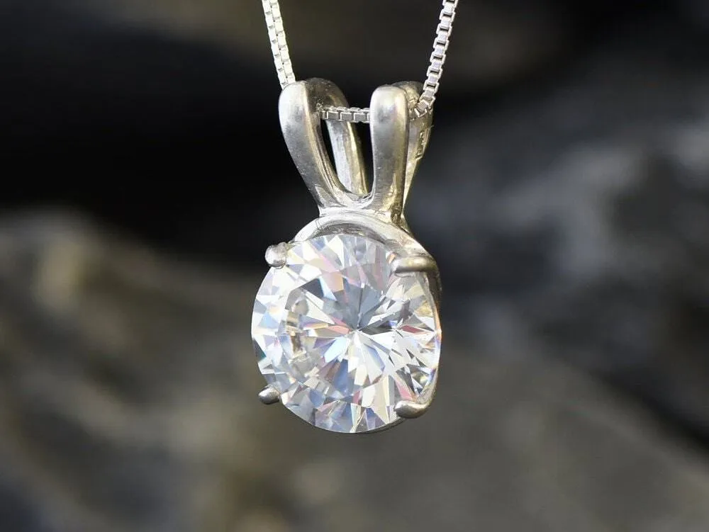 Diamond Vintage Necklace - Round Diamond Pendant - Diamond Solitaire Necklace