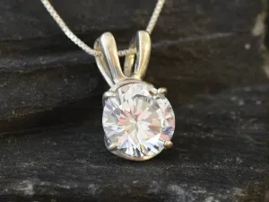 Diamond Vintage Necklace - Round Diamond Pendant - Diamond Solitaire Necklace