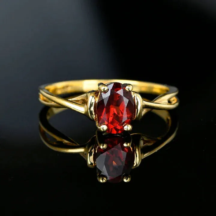 Natural Oval Cut Garnet Twisted Shank Solitaire Vintage 14k Gold Vermeil Ring