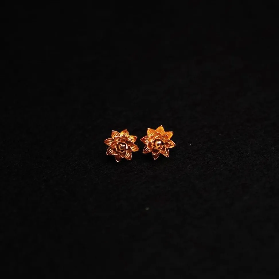 Niloufer Stud Earrings (Kids)