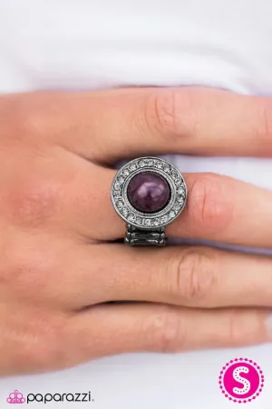 Paparazzi Ring ~ Center Of It All - Purple