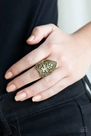 Paparazzi Ring ~ Fall Into VINE - Brass