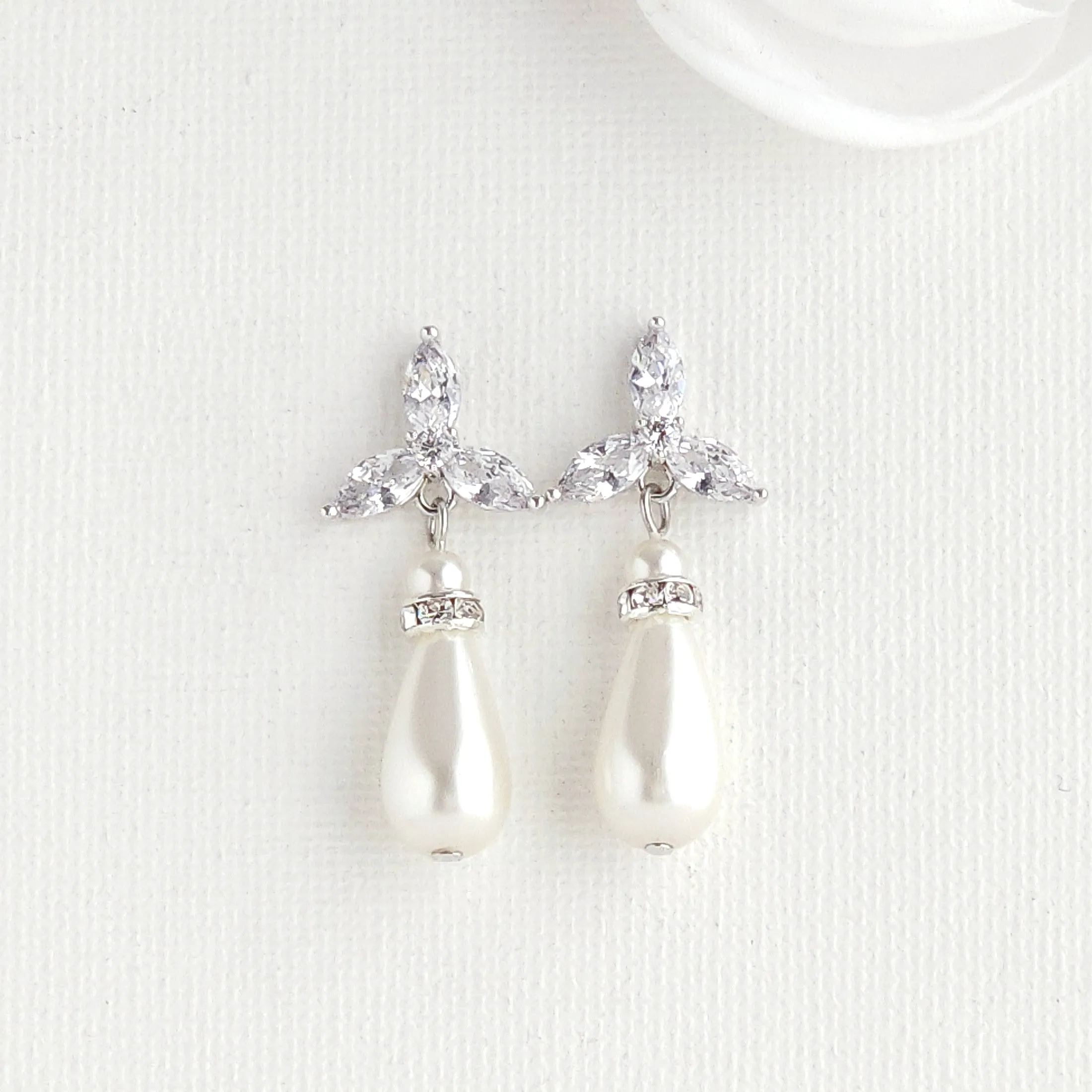 Pearl Earrings For Bridal Party in Gold- Flora