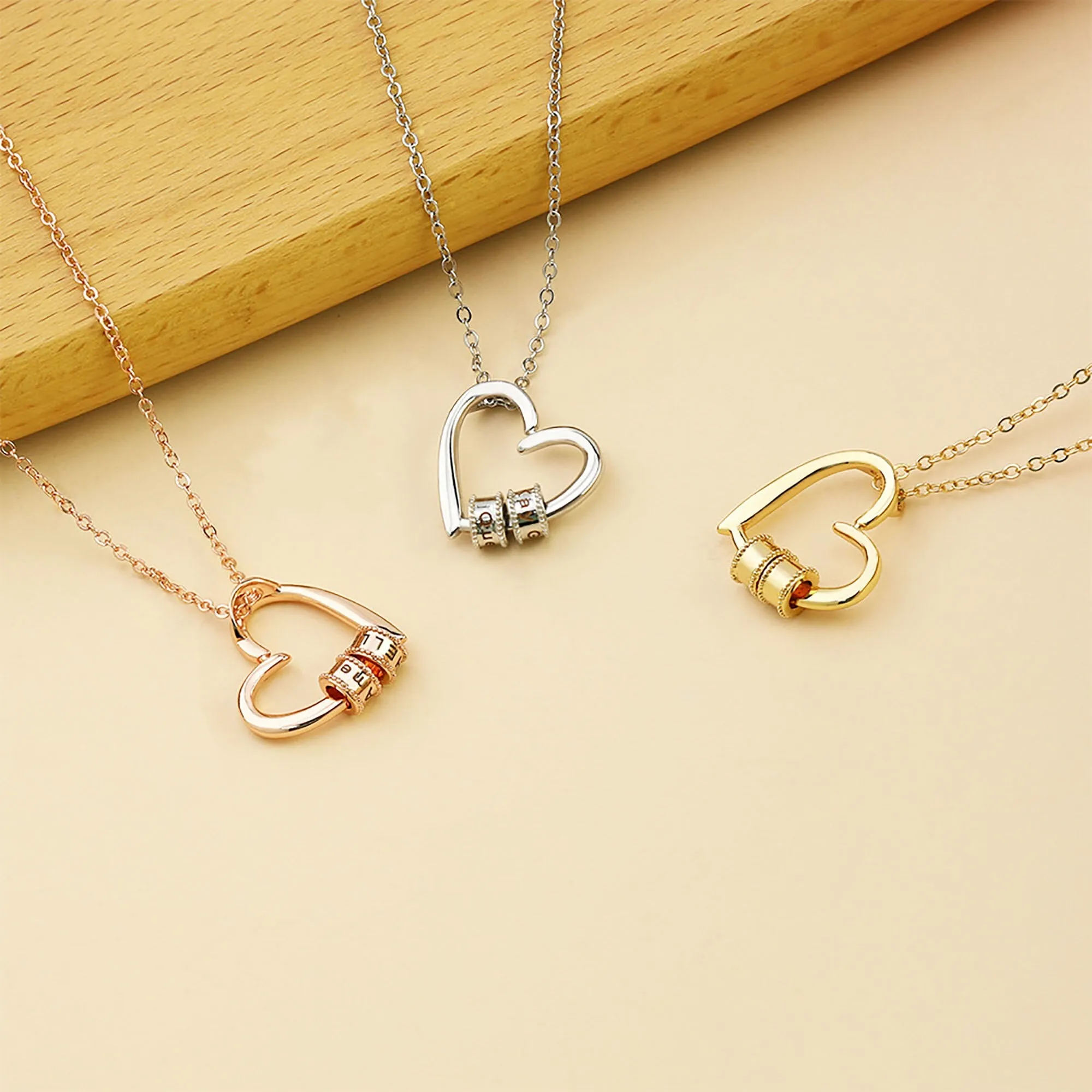 Personalized Heart-shaped Charming Gifts Pendant Jewelry With 1-3 Beads Engraved Name