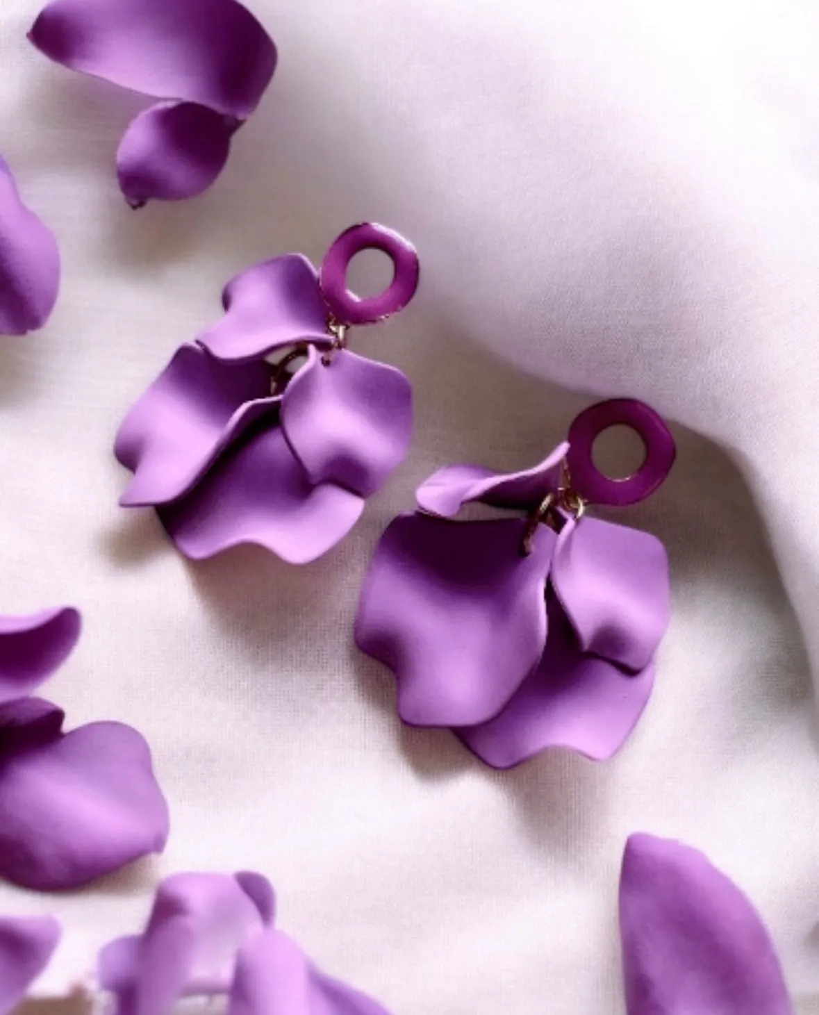 Purple - Lilac flower earrings |dangly earrings | matte petals colour statement earrings | unique gold geometric floral earrings