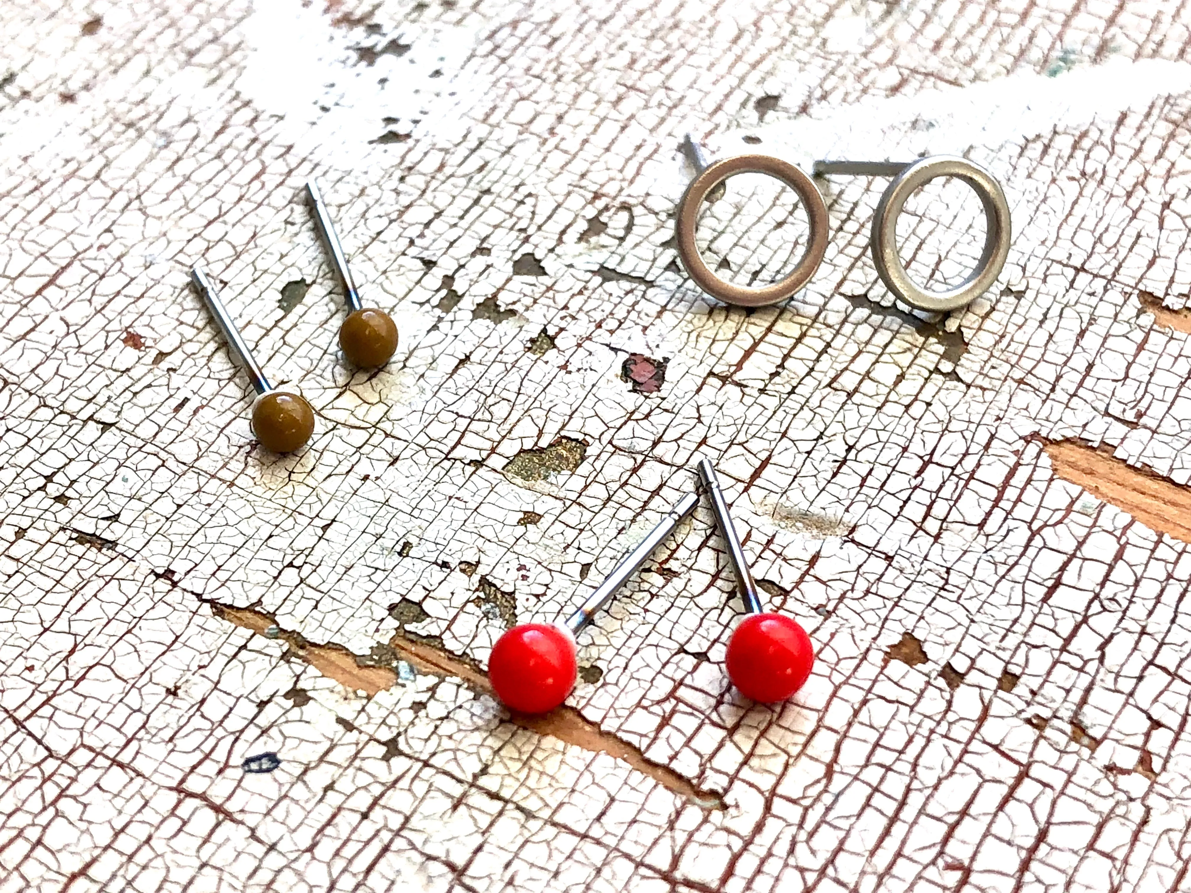 Red Silver Circles & Olive Tiny Geo Stud Earrings Set