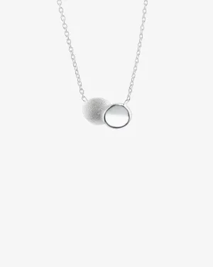 Rocky Shore medium single necklace silver