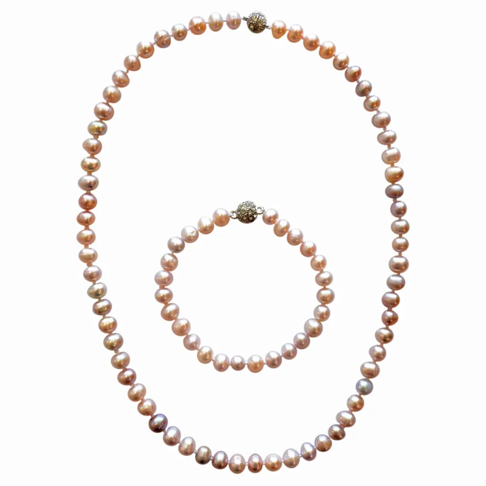 Spark Pearl Necklace