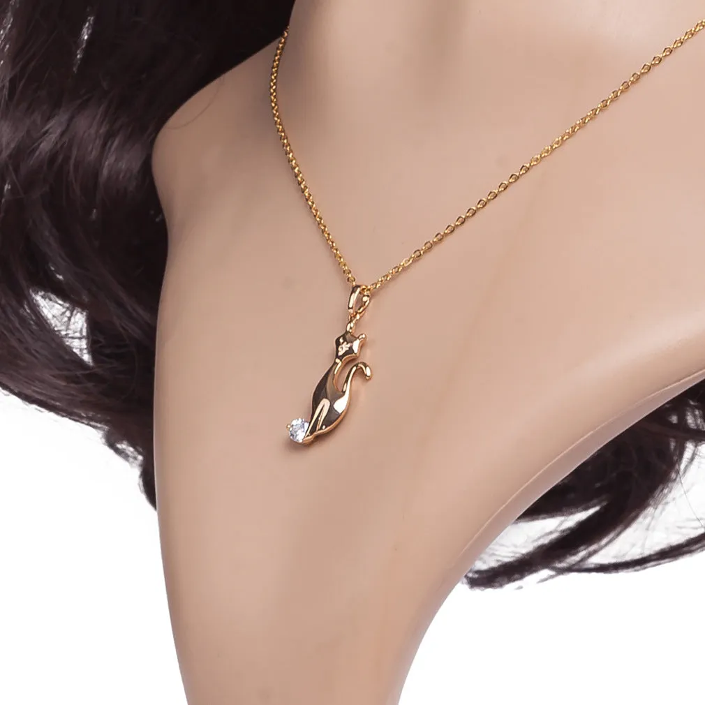 Stylish Pendant High Quality Diamond-studded Necklace