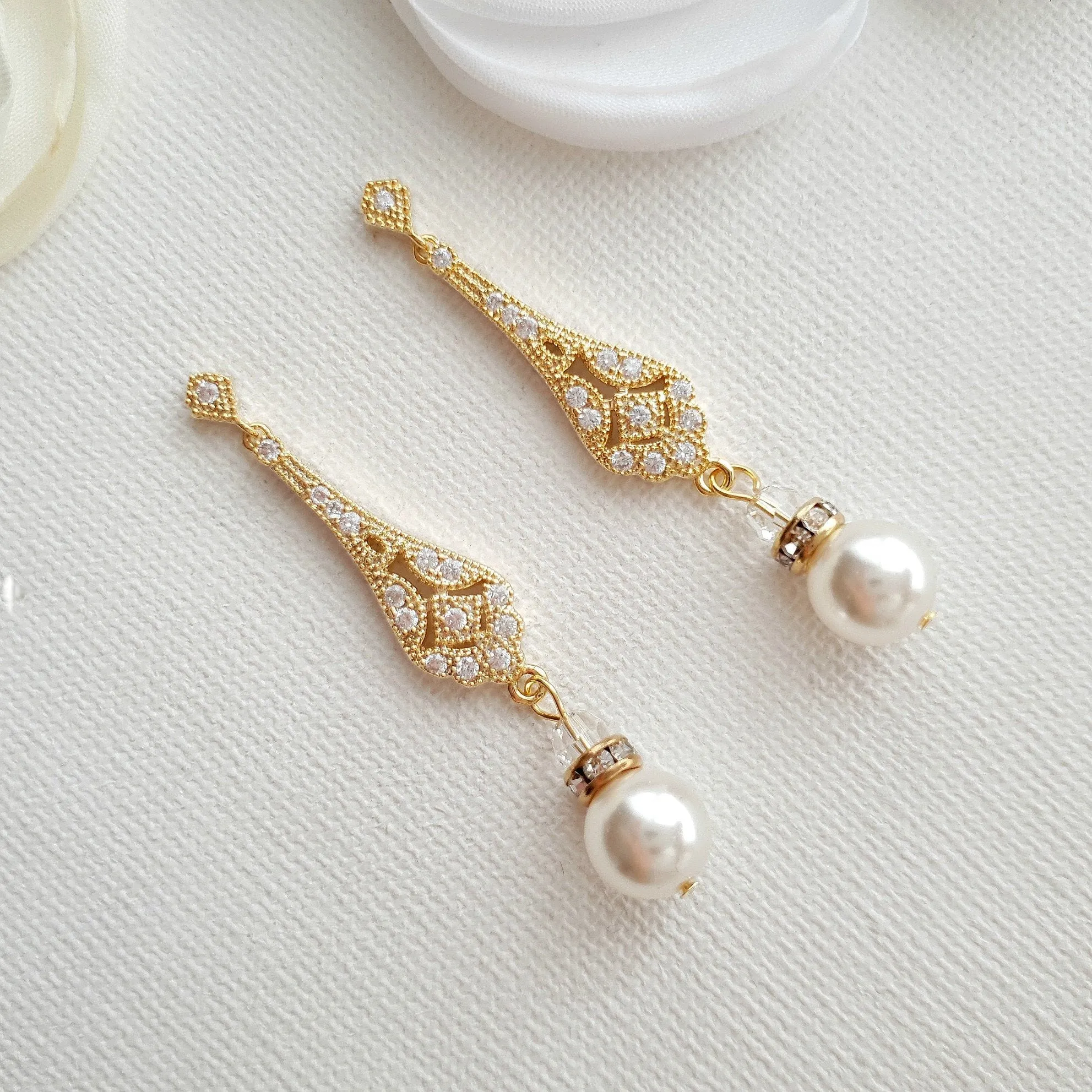 Vintage Round Pearl Drop Earrings-Lisa