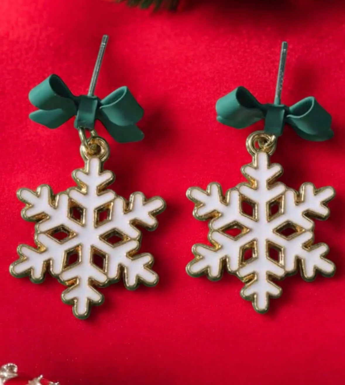 Winter Wonderland Snowflake Earrings